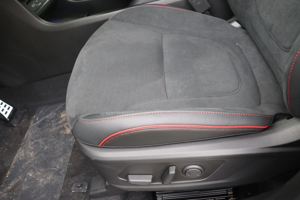 HYUNDAI Tucson Feel N-line 1.6 T-GDi HEV 239 hp 6AT - ref: 7-44147 - Photo 14