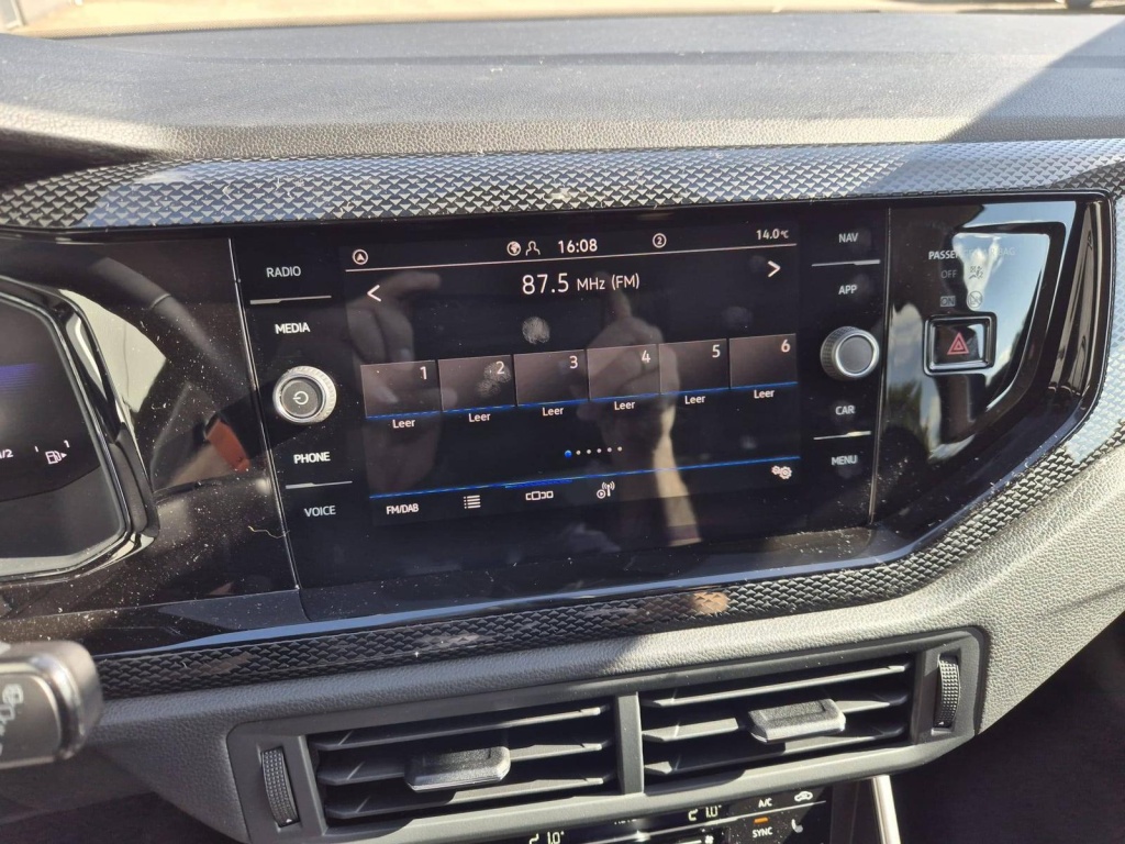 VOLKSWAGEN Taigo 1.0 TSI - ref: 7-44211 - Photo 16