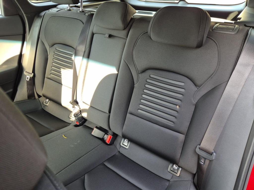 HYUNDAI i30 1.5 Gasoline 97hp - ref: 7-44224 - Photo 11