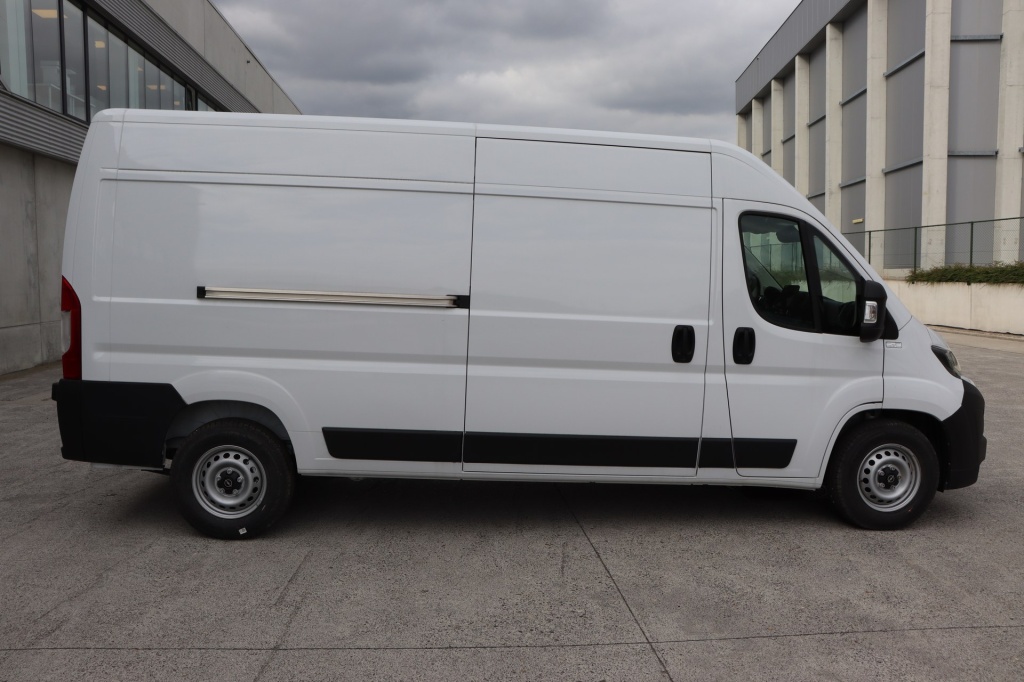 OPEL Movano 3500 Heavy L3H2  2.2 Turbo D 140 hp AT8 S/S - ref: 7-44363 - Photo 8