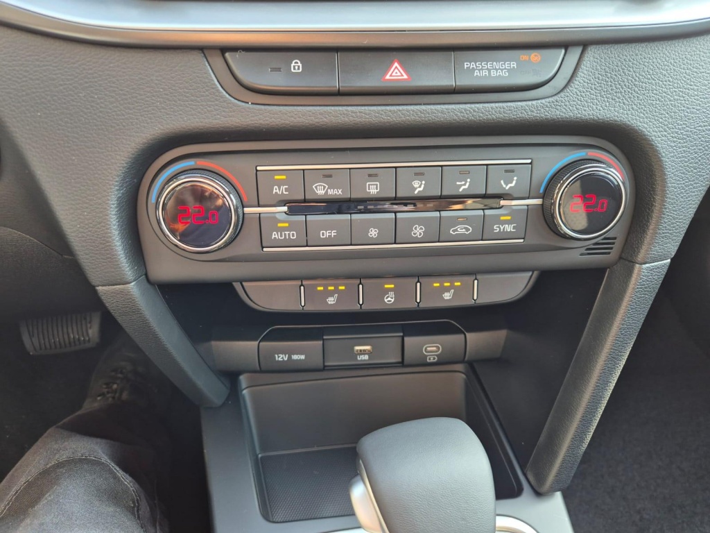 KIA Ceed SW Vision 1.5 Gasoline 140hp - ref: 7-45263 - Photo 17