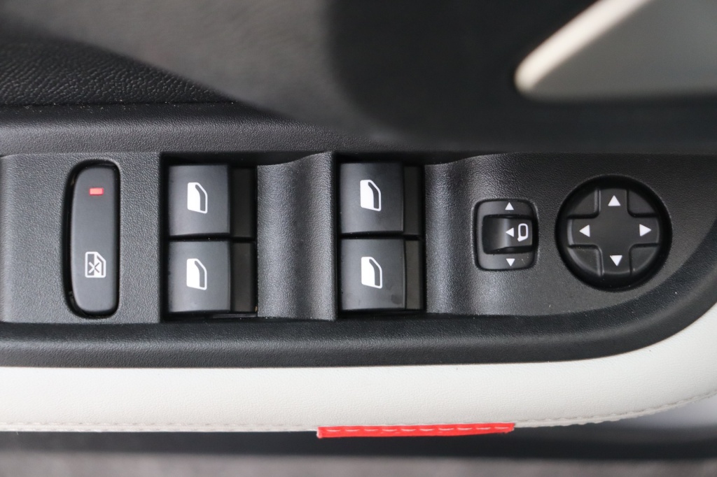 CITROEN C3 Aircross Hybrid 145 hp e-DSC6 MAX - ref: 7-45558 - Photo 17