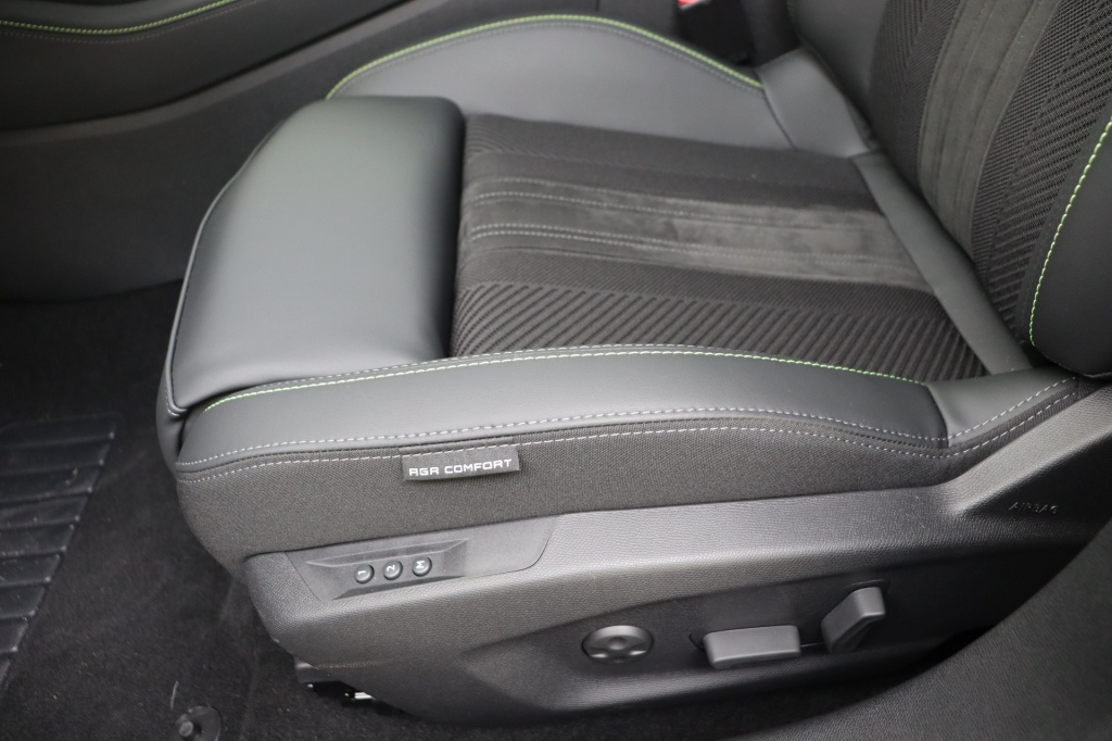 PEUGEOT 408 GT Hybrid 145 hp e-DSC6    - ref: 7-45878 - Photo 14