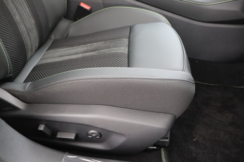 PEUGEOT 408 GT Hybrid 145 hp e-DSC6    - ref: 7-45879 - Photo 15