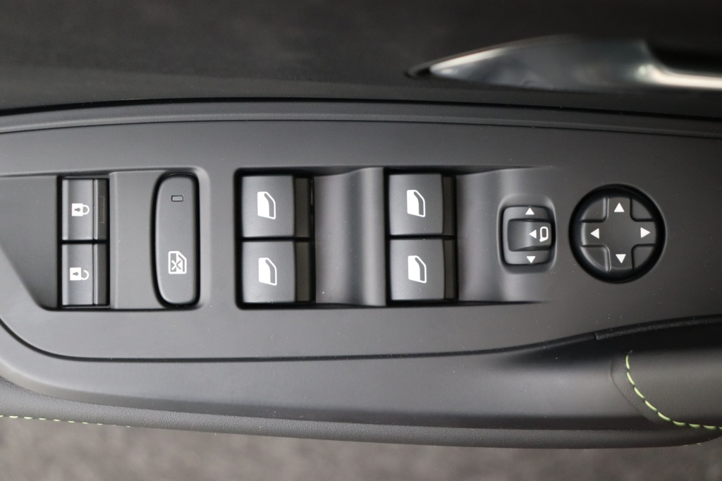 PEUGEOT 408 GT Hybrid 145 hp e-DSC6    - ref: 7-45880 - Photo 17