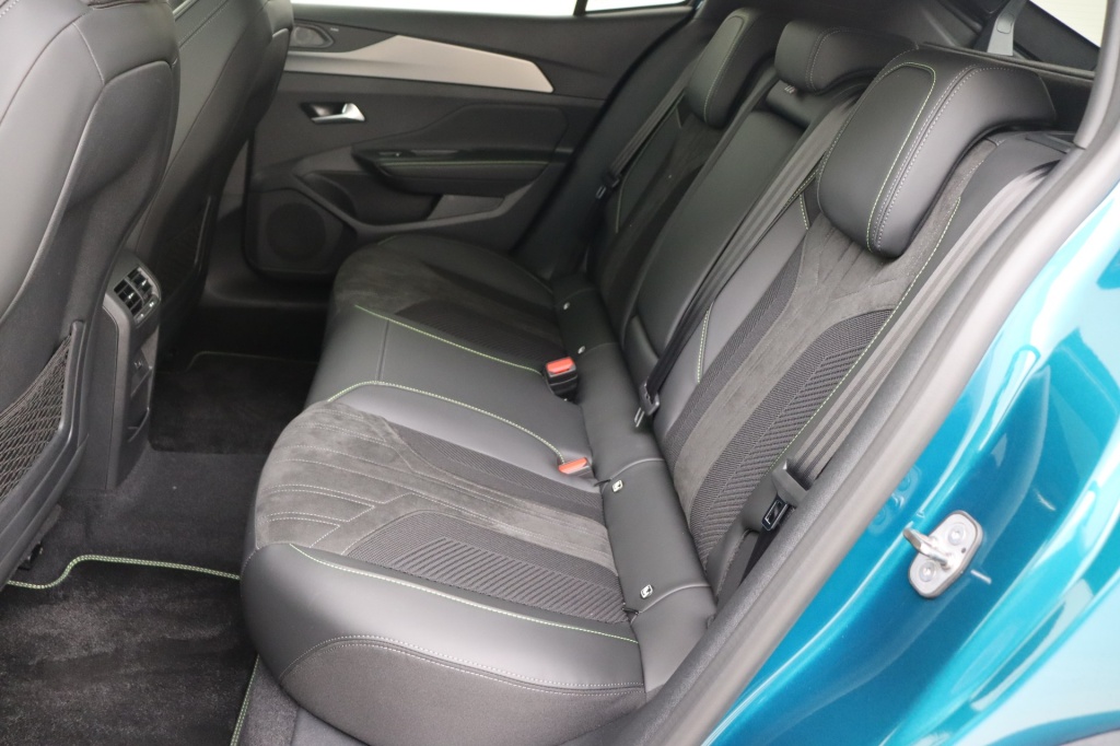 PEUGEOT 408 GT Hybrid 145 hp e-DSC6    - ref: 7-45882 - Photo 16