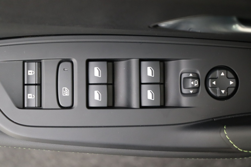 PEUGEOT 408 GT Hybrid 145 hp e-DSC6    - ref: 7-45882 - Photo 17