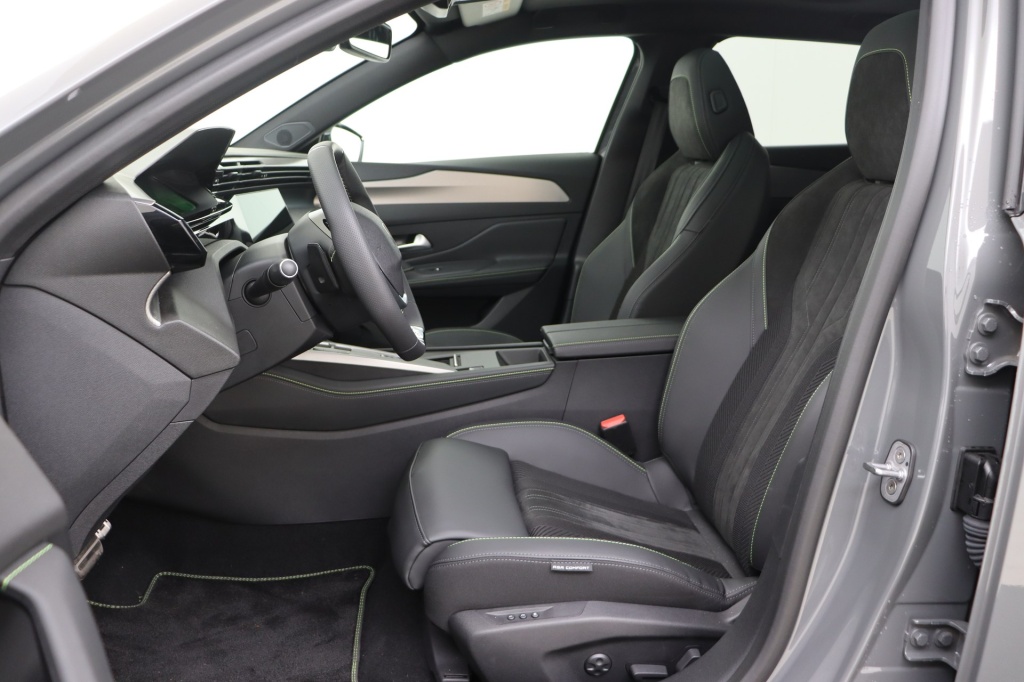 PEUGEOT 408 GT Hybrid 145 hp e-DSC6    - ref: 7-45883 - Photo 13