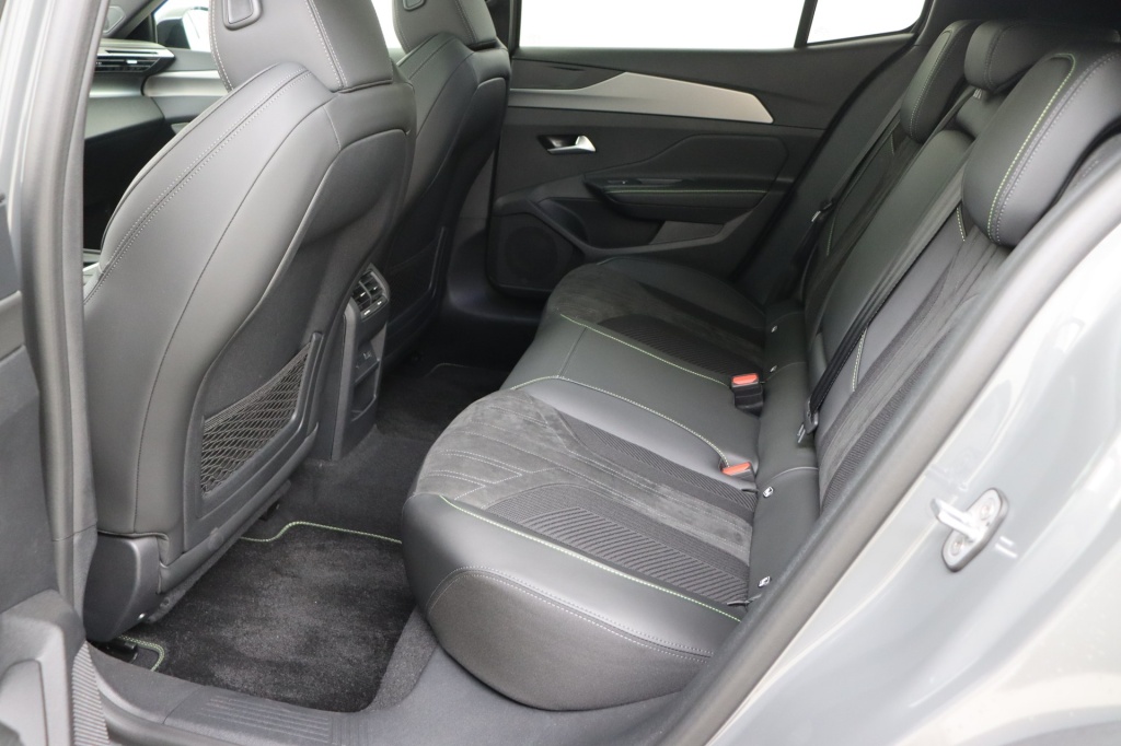 PEUGEOT 408 GT Hybrid 145 hp e-DSC6    - ref: 7-45883 - Photo 16