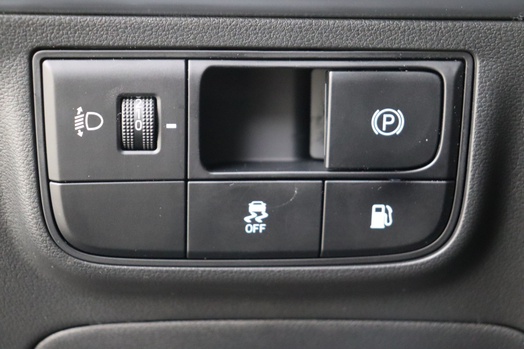 HYUNDAI Tucson Feel + Winter pack 1,6 T-Gdi 252 hp A6 PHEV 2WD - ref: 7-46257 - Photo 17