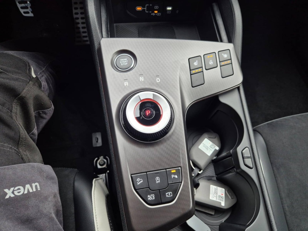 KIA Sportage 1.6 Gasoline 180hp 4x4 - ref: 7-46334 - Photo 20