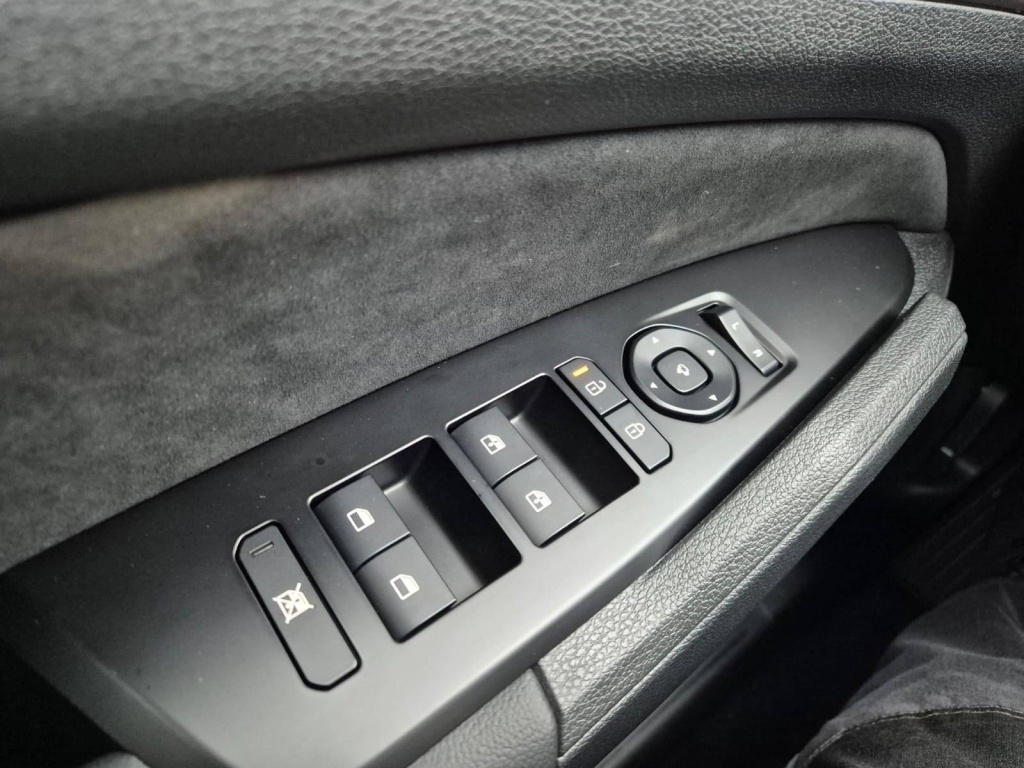 KIA Sportage 1.6 Gasoline 180hp 4x4 - ref: 7-46335 - Photo 12