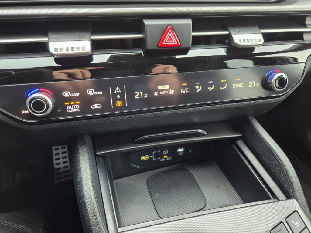 KIA Sportage 1.6 Gasoline 180hp 4x4 - ref: 7-46335 - Photo 20