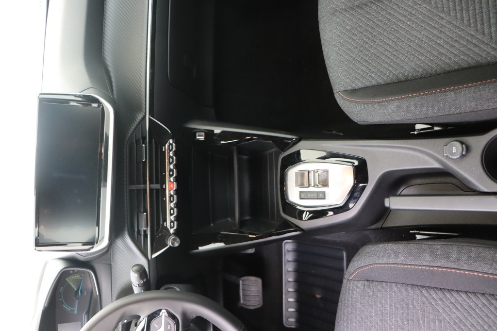 PEUGEOT 2008 Style Hybrid 145 e-DSC6    - ref: 7-46759 - Photo 12