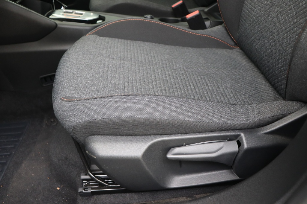 PEUGEOT 2008 Style Hybrid 145 e-DSC6    - ref: 7-46759 - Photo 14