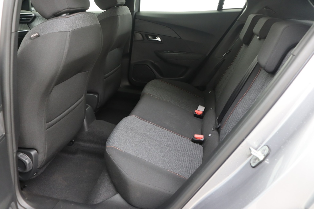 PEUGEOT 2008 Style Hybrid 145 e-DSC6    - ref: 7-46759 - Photo 16