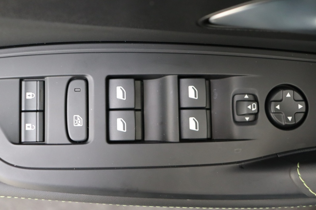 PEUGEOT 408 GT Hybrid 145 e-DSC6    - ref: 7-46767 - Photo 17