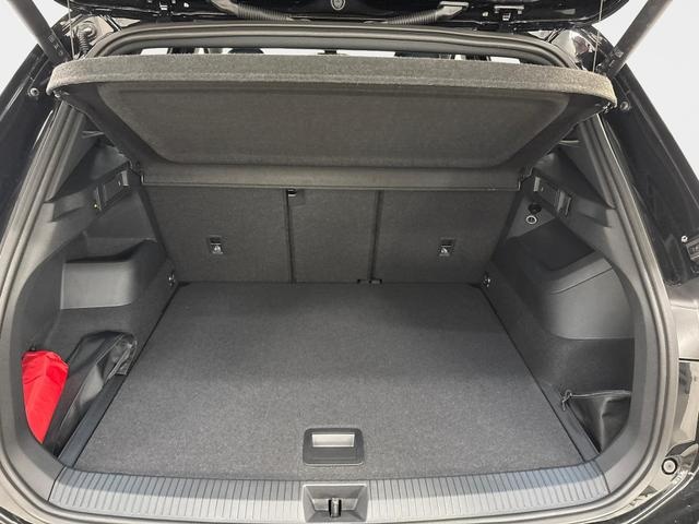 VOLKSWAGEN Tiguan R-Line Edition 2.0 TDI 4Motion 193PS/1... - ref: 7-46978 - Photo 9