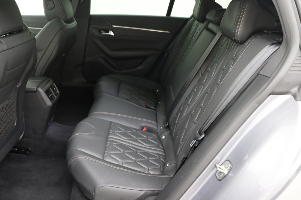 PEUGEOT 508 SW GT 1.5 BlueHDi 130 hp S&S EAT8 - ref: 7-47074 - Photo 16