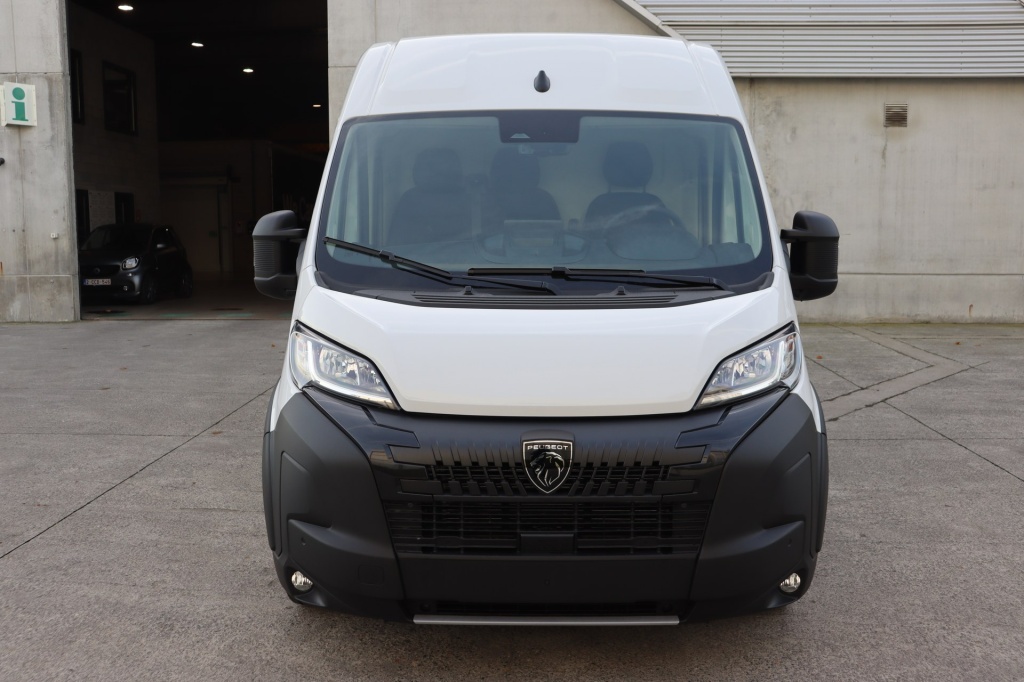 PEUGEOT Boxer L3H2 3.5T Heavy  2.2 BlueHDi 180 S&S EAT8 - ref: 7-47231 - Photo 2