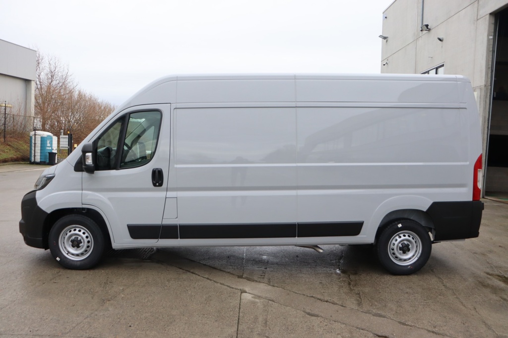 PEUGEOT Boxer L3H2 3.5T Heavy  2.2 BlueHDi 180 S&S EAT8 - ref: 7-47236 - Photo 4