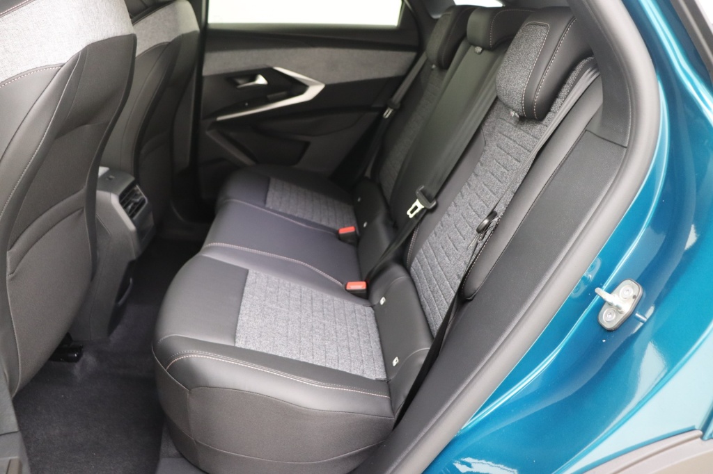 PEUGEOT 3008 Allure Hybrid 145 hp e-DSC6    - ref: 7-47243 - Photo 16