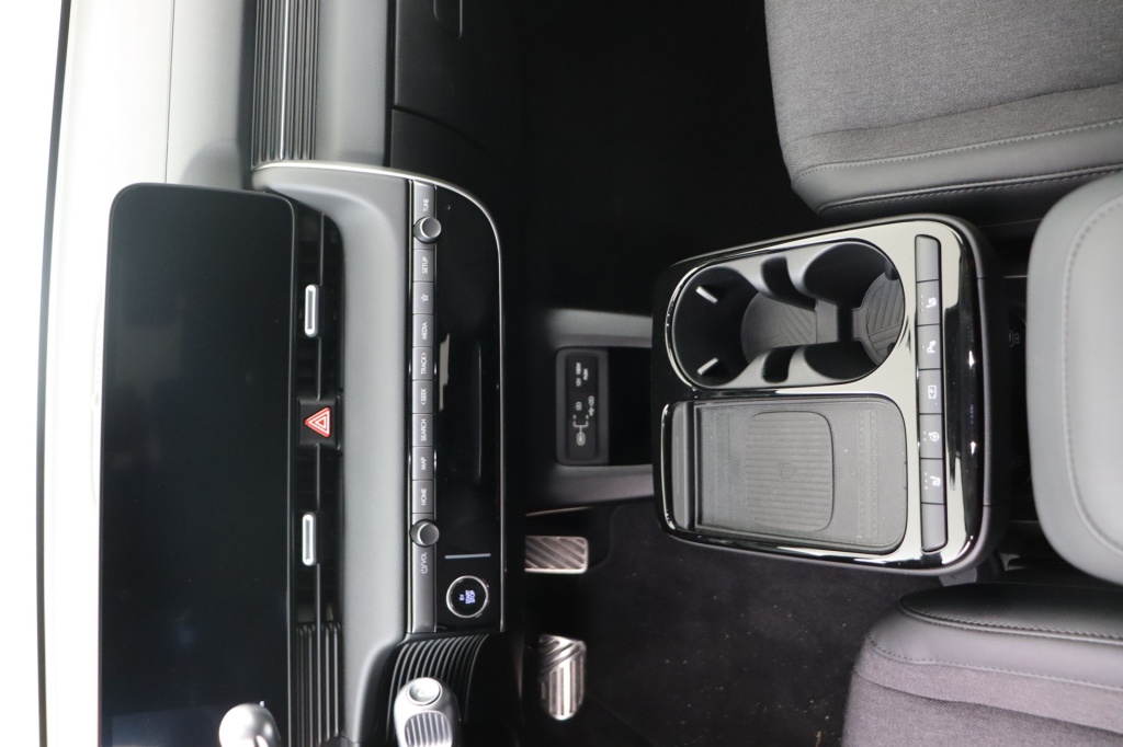 HYUNDAI Ioniq Core Plus MY25 63 kWh 170 hp - ref: 7-47293 - Photo 12