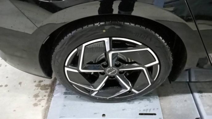 BYD Seal Seal EV Design RWD 82,5kWh Elektro 313hp - ref: 7-47324 - Photo 11