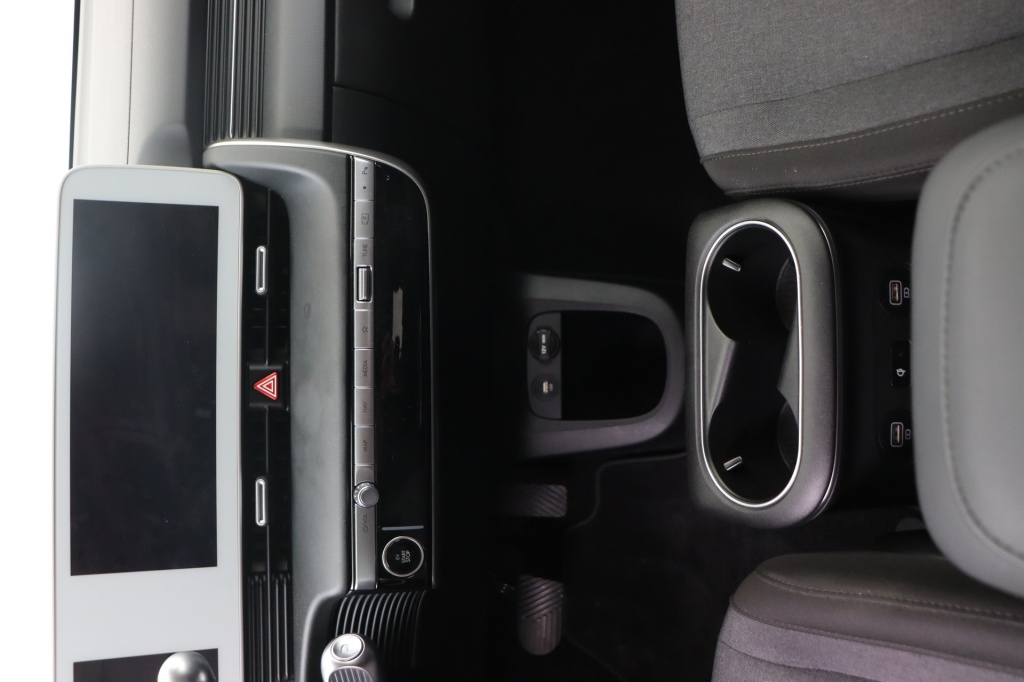 HYUNDAI Ioniq 5 Core 77 kWh 225 hp - ref: 7-47535 - Photo 12