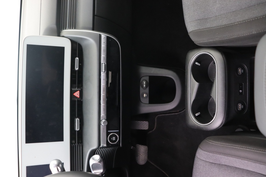 HYUNDAI Ioniq 5 Core 77 kWh 225 hp - ref: 7-47538 - Photo 12