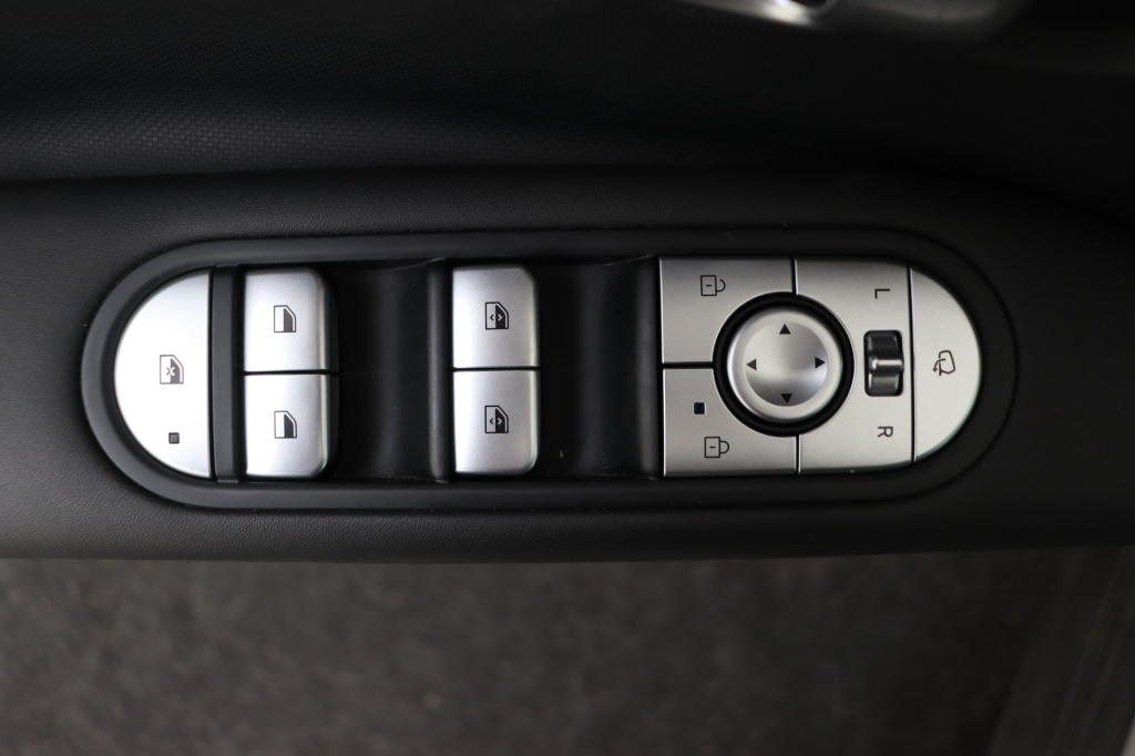 HYUNDAI Ioniq 5 Core 58 kWh 166 hp - ref: 7-47539 - Photo 17