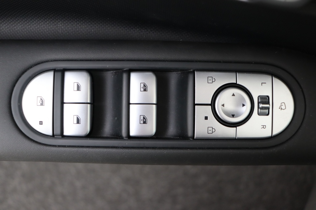 HYUNDAI Ioniq Core 58 kWh 166 hp - ref: 7-47544 - Photo 17