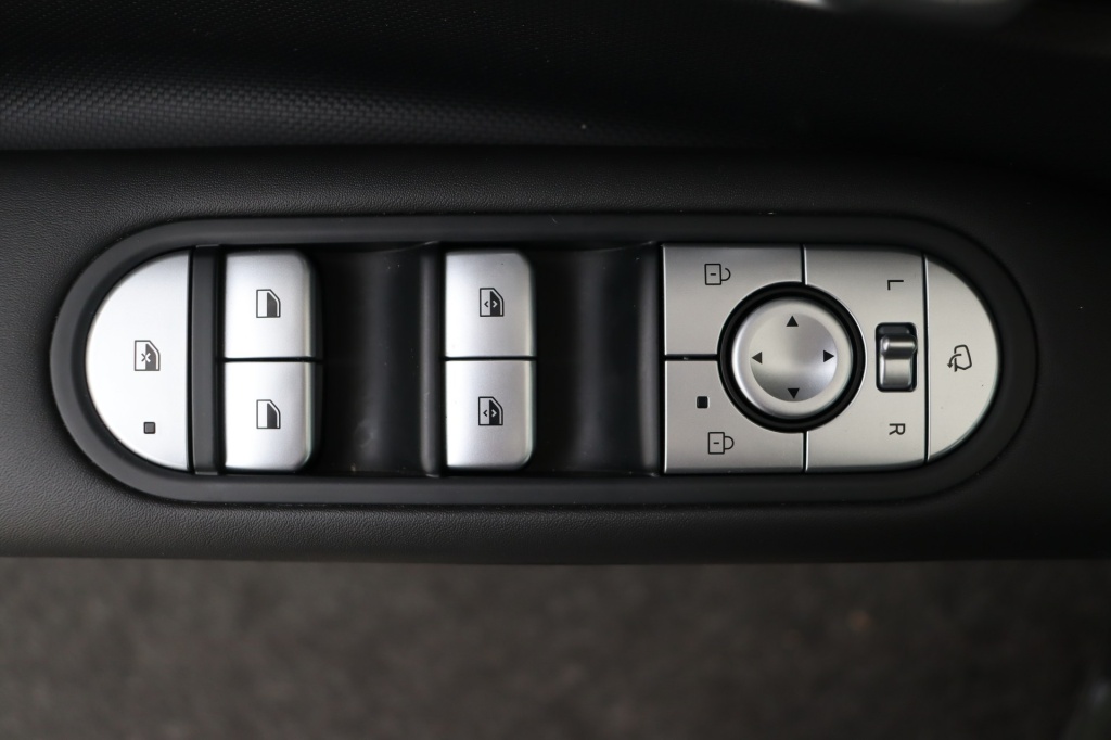 HYUNDAI Ioniq Core 77 kWh 225 hp - ref: 7-47560 - Photo 17