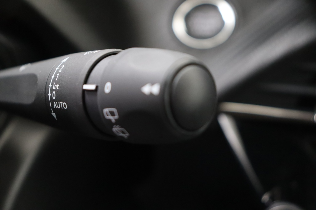 PEUGEOT 2008 Allure Hybrid 145 hp e-DSC6    - ref: 7-47727 - Photo 20