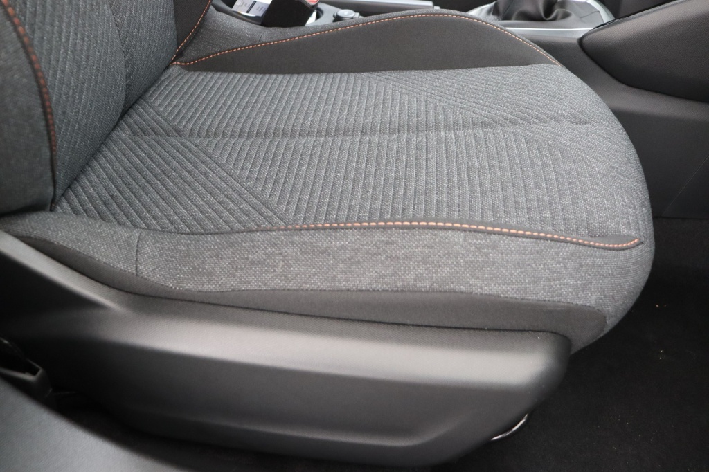 PEUGEOT 2008 Style 1.2 Turbo 100 hp Man. 6 - ref: 7-47735 - Photo 15