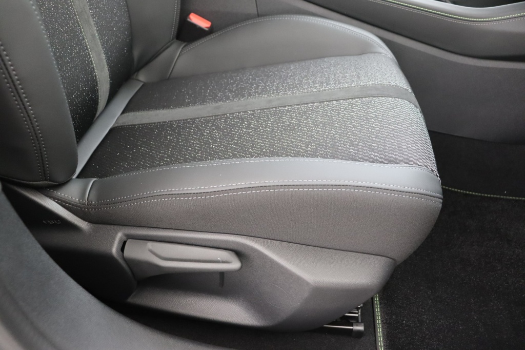 PEUGEOT 308 GT Hybrid 145 hp e-DSC6    - ref: 7-47741 - Photo 15