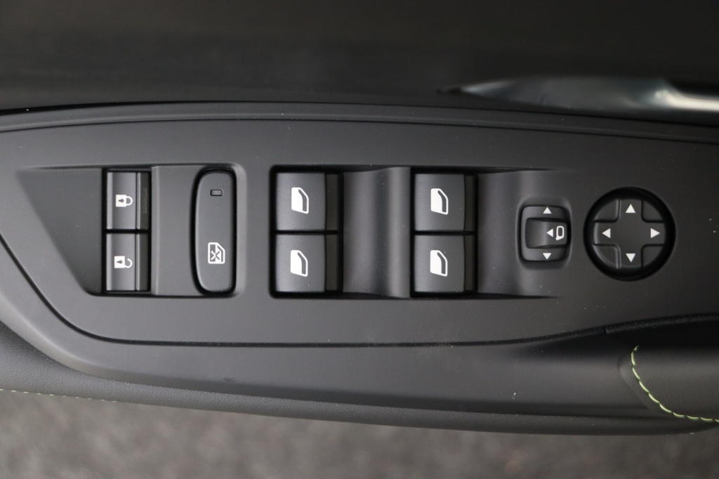 PEUGEOT 308 GT Hybrid 145 hp e-DSC6    - ref: 7-47741 - Photo 17