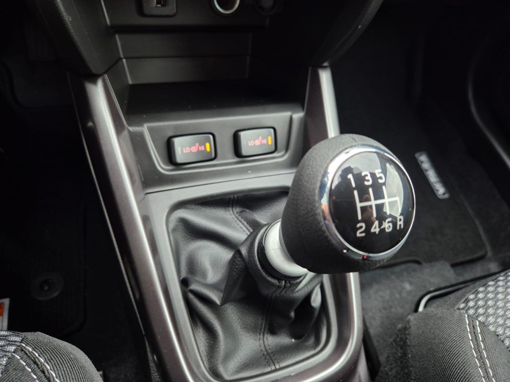 SUZUKI Vitara Comfort+ 1.4 Gasoline 110hp 4x4 - ref: 7-48122 - Photo 18