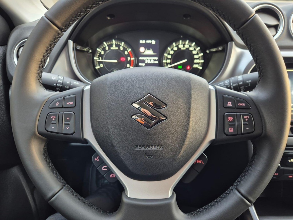 SUZUKI Vitara Comfort+ 1.4 Gasoline 110hp 4x4 - ref: 7-48123 - Photo 12