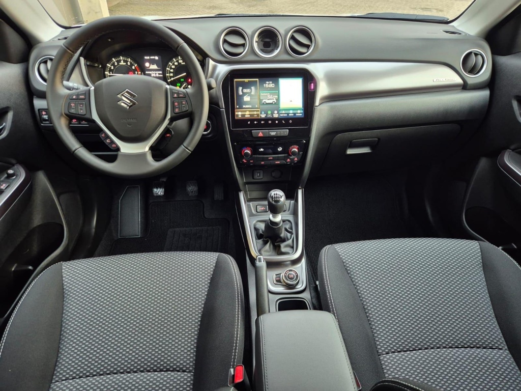SUZUKI Vitara Comfort+ 1.4 Gasoline 110hp 4x4 - ref: 7-48123 - Photo 20