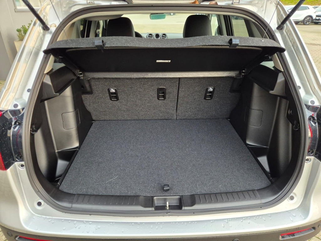 SUZUKI Vitara Comfort+ 1.4 Gasoline 110hp 4x4 - ref: 7-48126 - Photo 9