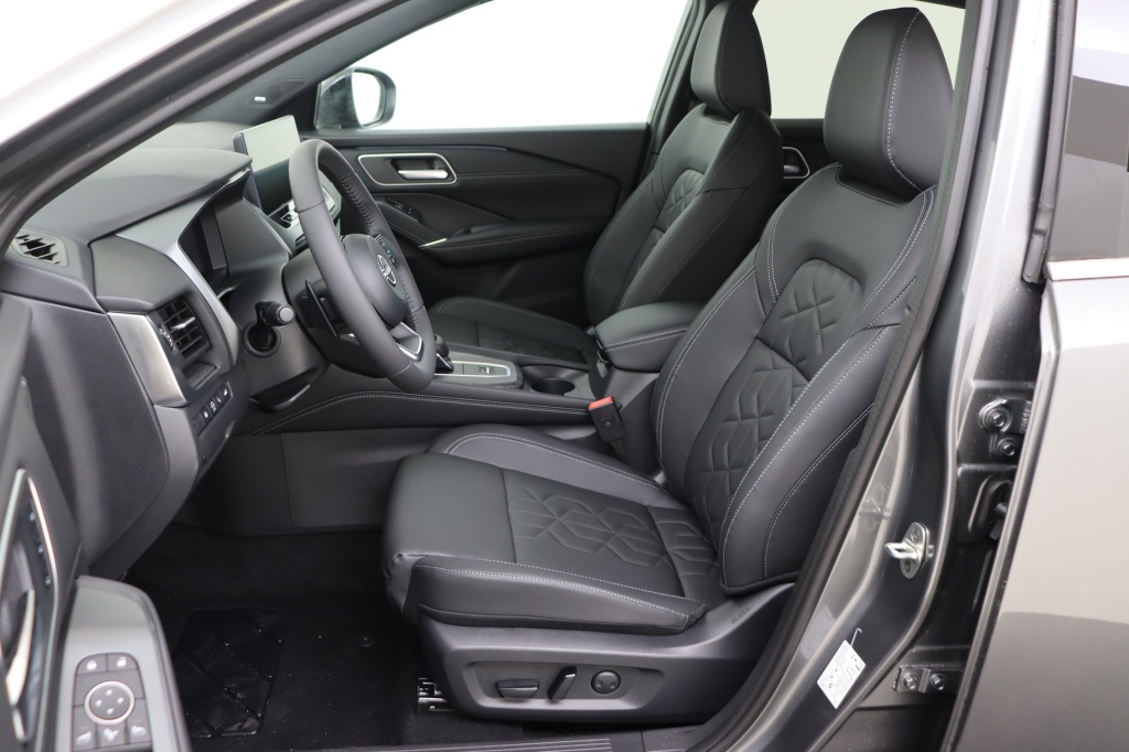 NISSAN Qashqai Tekna 1.3 158 hp CVT 2WD - ref: 7-48695 - Photo 13