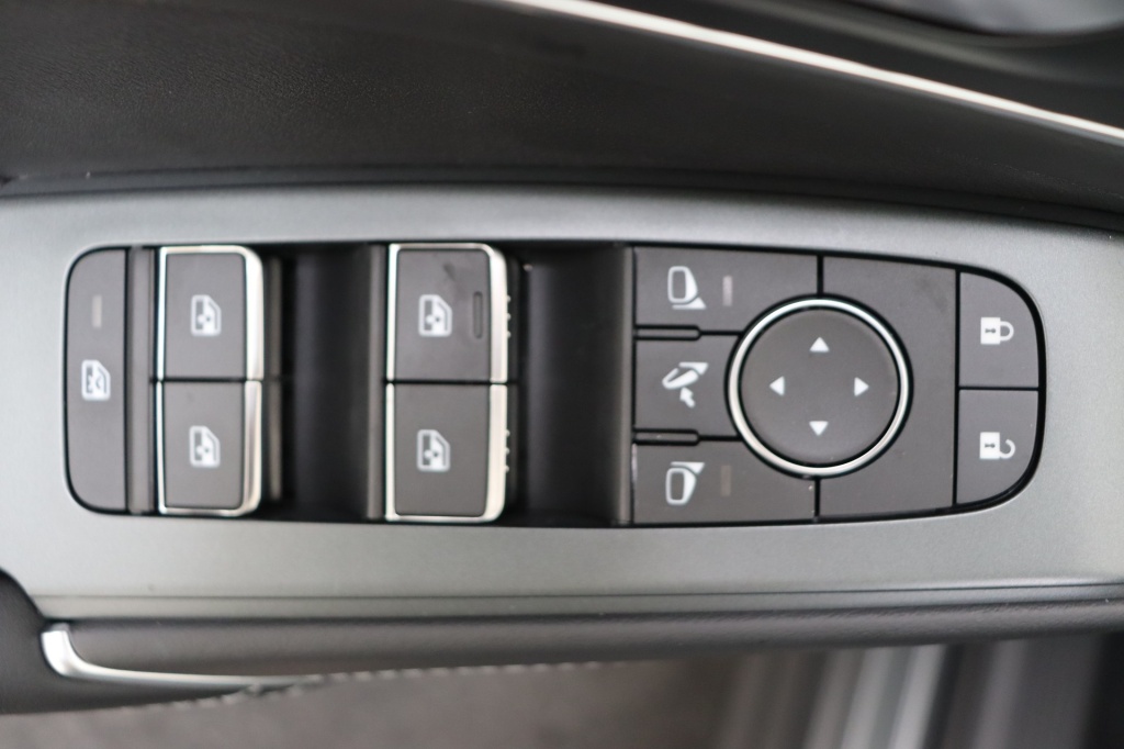 NISSAN Qashqai Tekna 1.3 158 hp CVT 2WD - ref: 7-48700 - Photo 17