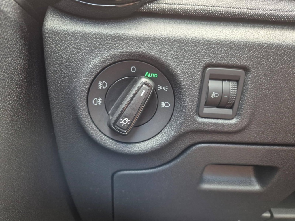 SKODA Fabia 1.0 Gasoline 116hp DSG - ref: 7-48726 - Photo 14