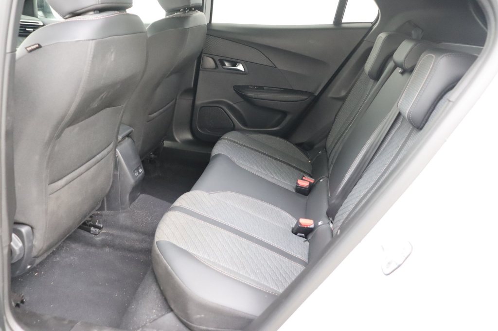 PEUGEOT 2008 Allure Hybrid 145 hp e-DSC6 - ref: 7-49268 - Photo 16