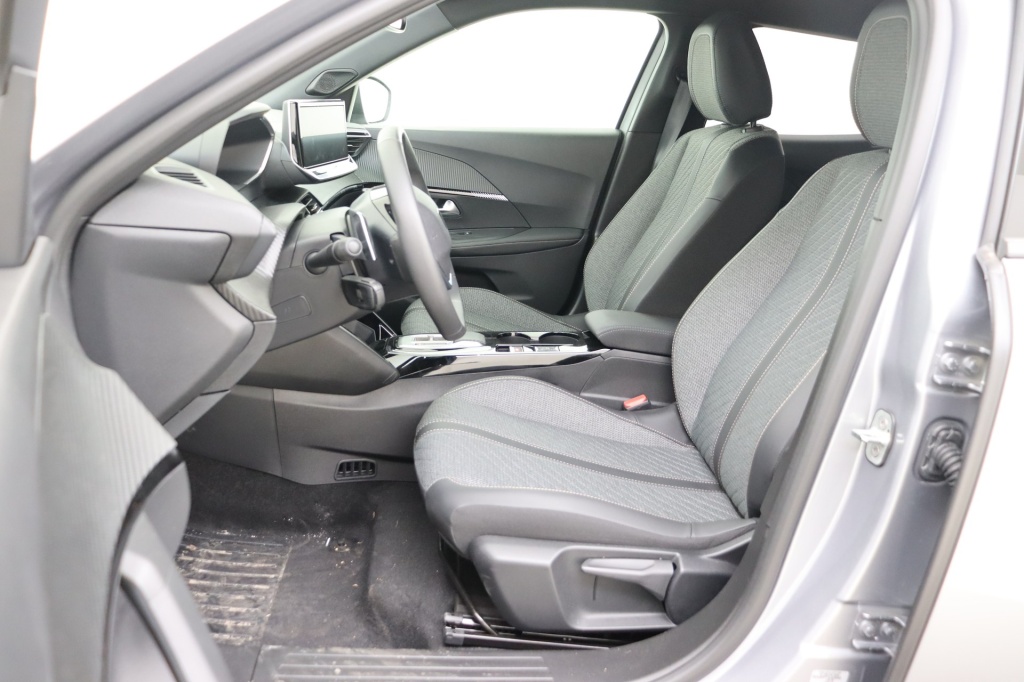 PEUGEOT 2008 Allure Hybrid 145 hp e-DSC6 - ref: 7-49274 - Photo 12