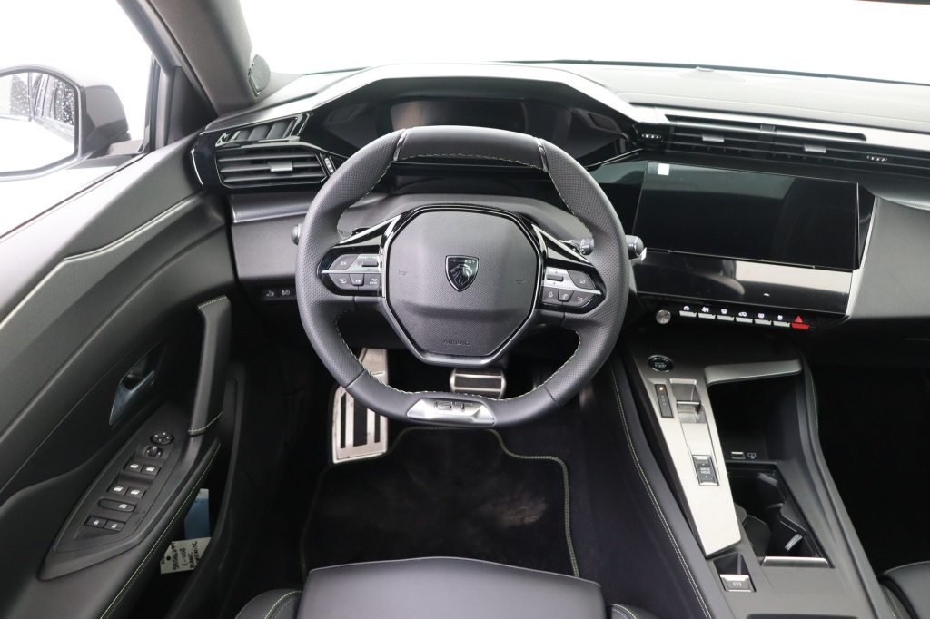 PEUGEOT 408 GT 58 kWh Electric 214 hp Auto    - ref: 7-51018 - Photo 11