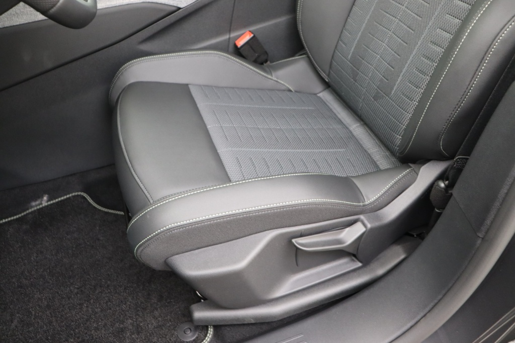 PEUGEOT 5008 GT Hybrid 145 hp e-DSC6 - ref: 7-51250 - Photo 15