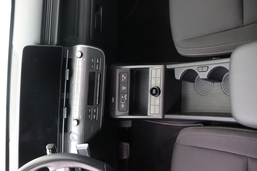 HYUNDAI Kona Feel 48 kWh 152 - ref: 7-51639 - Photo 12