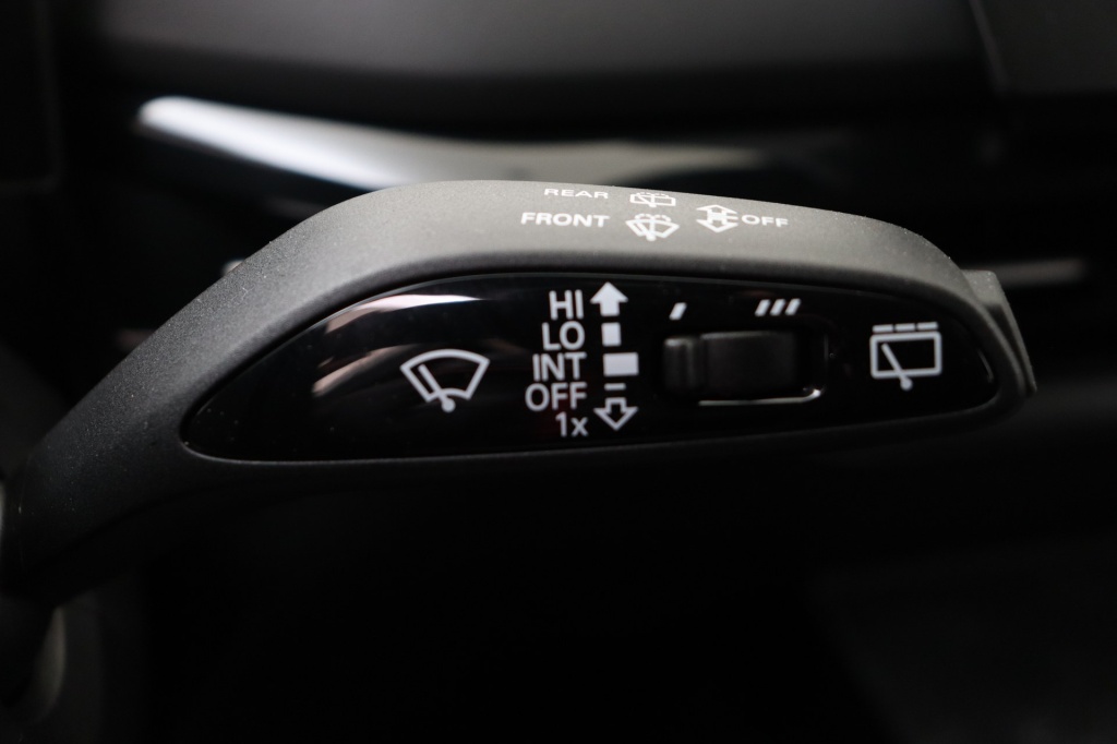 MG MG4 Trophy Extended Range EV 77 kWh 6AT RWD - ref: 7-51877 - Photo 19